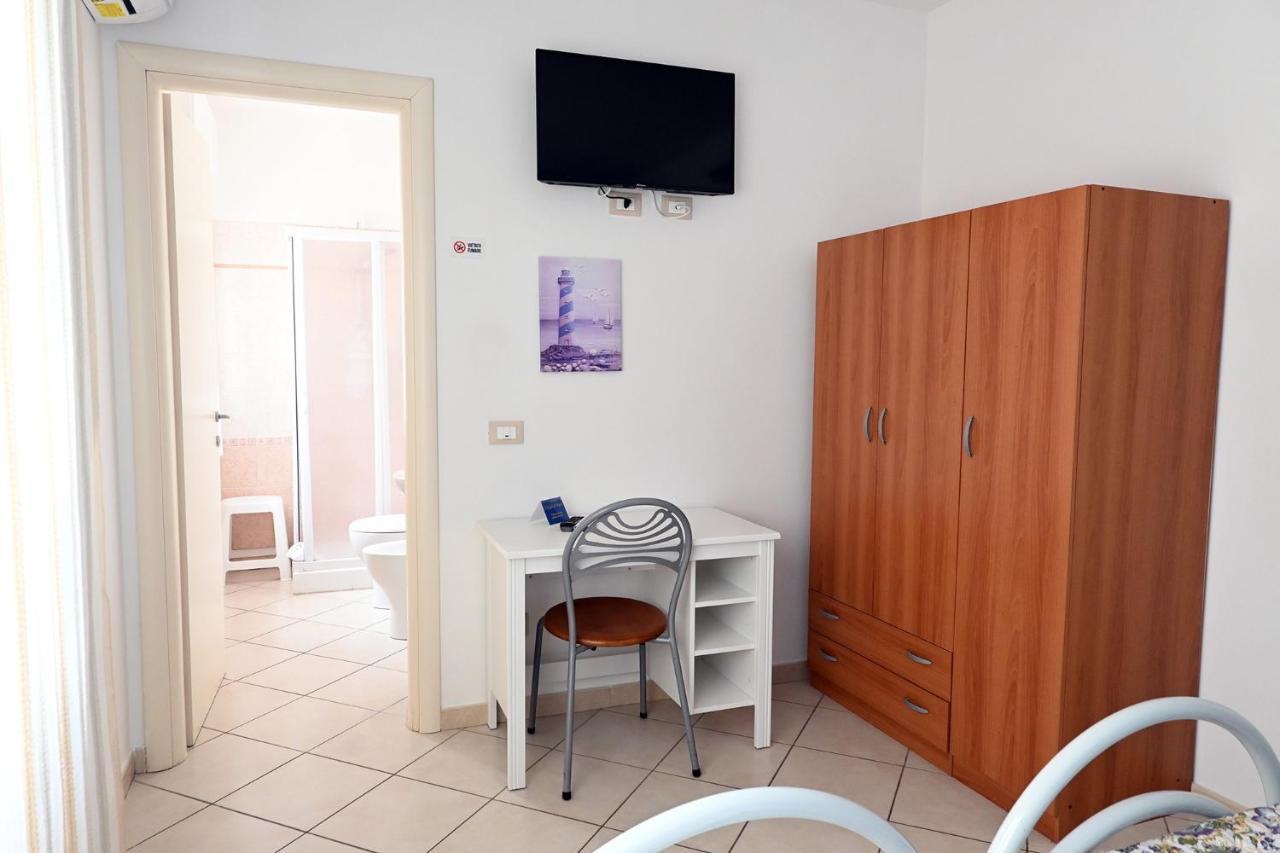 Affittacamere I Gigli Di Mare Marina Di Bibbona Exterior foto